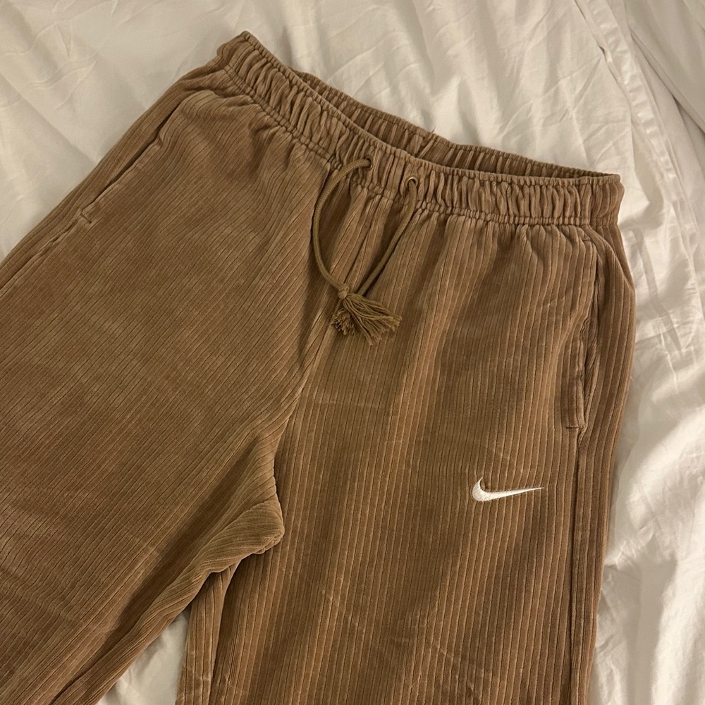 Nike | Tan Corduroy Sweats